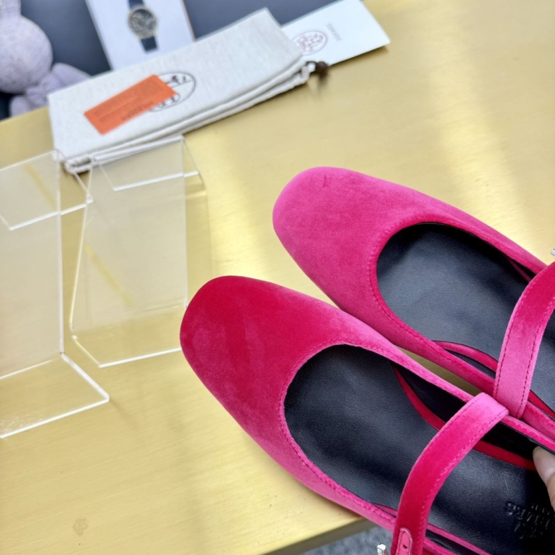 Hermes flat shoes